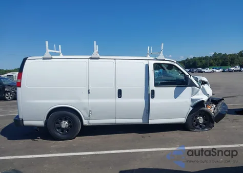 2013 Chevrolet Express 1500 Work Van из США, поврежденный, VIN 1GCSGAFX1D1121926